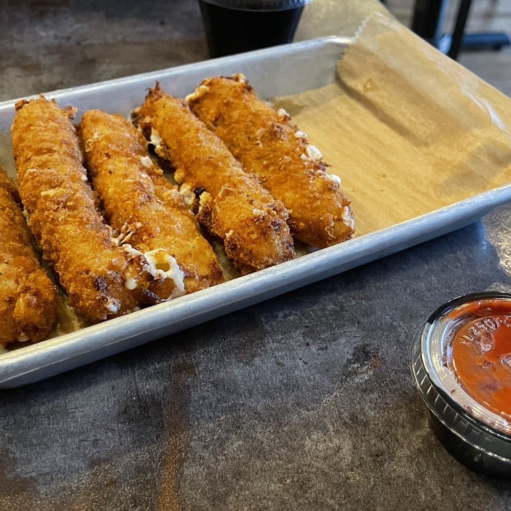 Crisp mozzarella sticks
